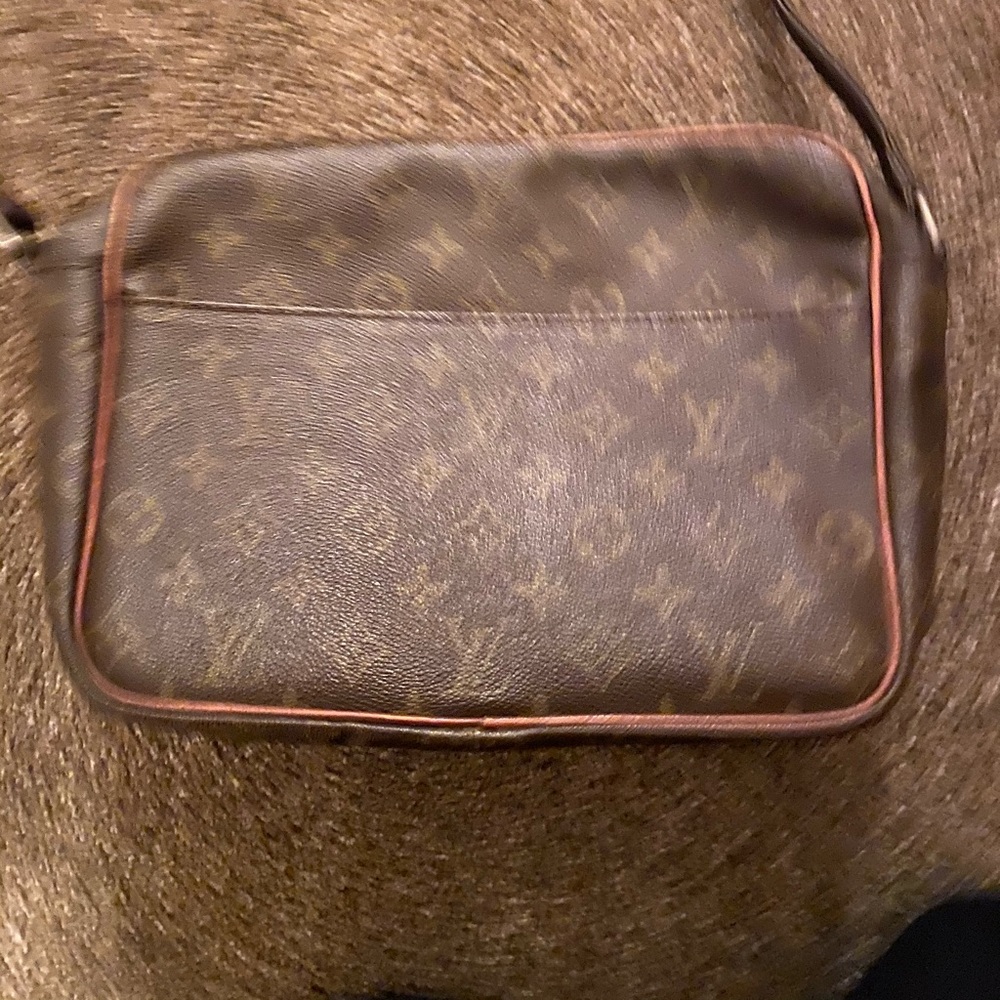 Vintage LV bag used excellent condition